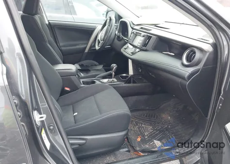 2018 Toyota Rav4 Adventure z USA, uszkodzony, nr VIN 2T3RFREV3JW833545